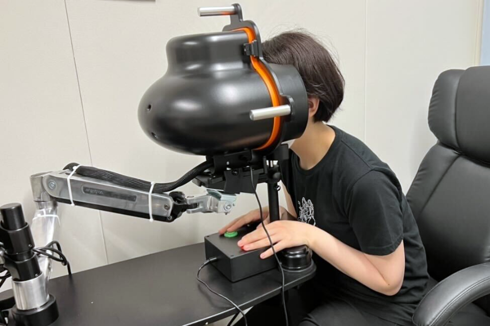Система Diagnosys FST в лаборатории фотобиологии Медицинской школы Университета Кейо